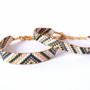 Pulsera de siete filas mallard/oro con diseño de triángulos