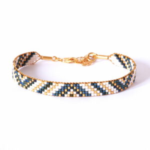 Pulsera de cinco filas verde esmeralda/oro con diseño de triángulos